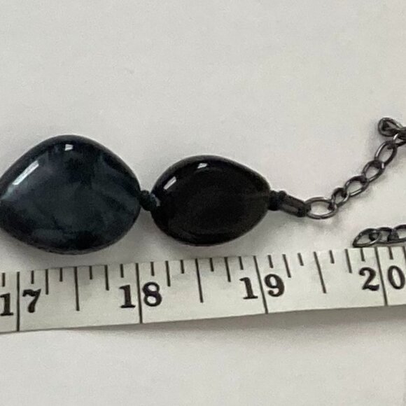 Purple Beaded Necklace - Picture 4 of 4